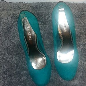 Bakers Women's Melina Green Suede Platform Shoes